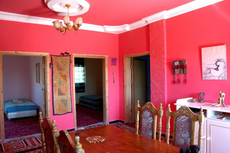Bedouin Pink Ecohouse image