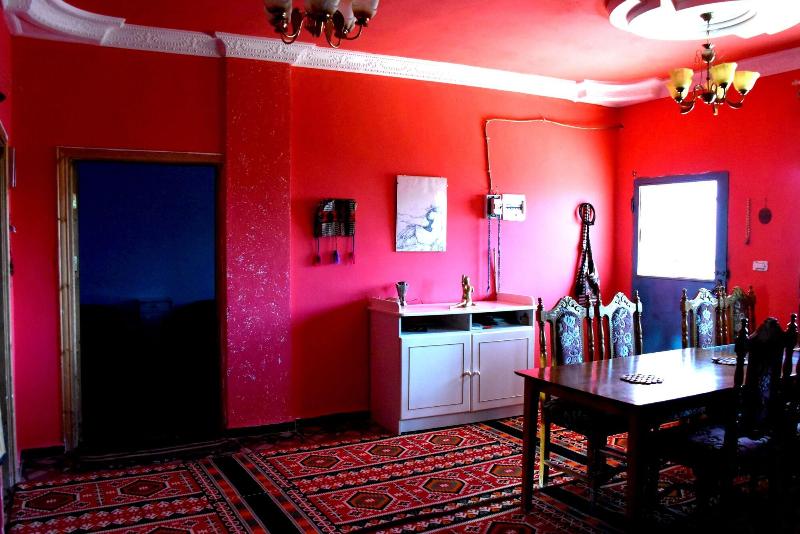 Bedouin Pink Ecohouse image