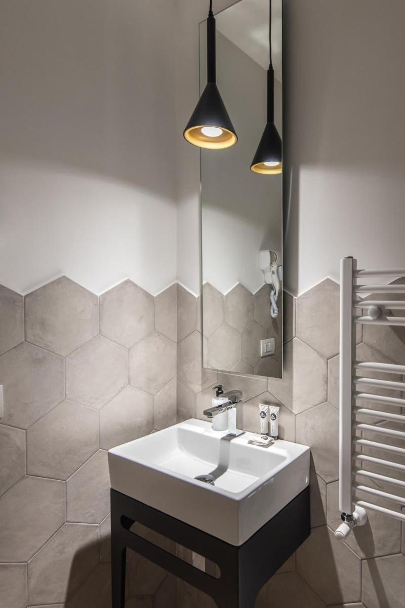 Dante Boutique Rooms image