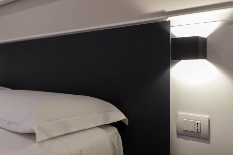Dante Boutique Rooms image
