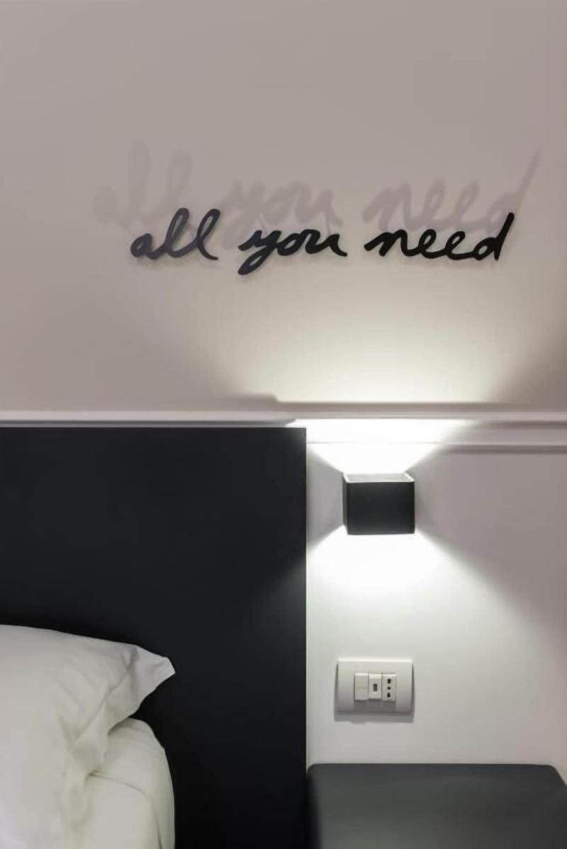 Dante Boutique Rooms image
