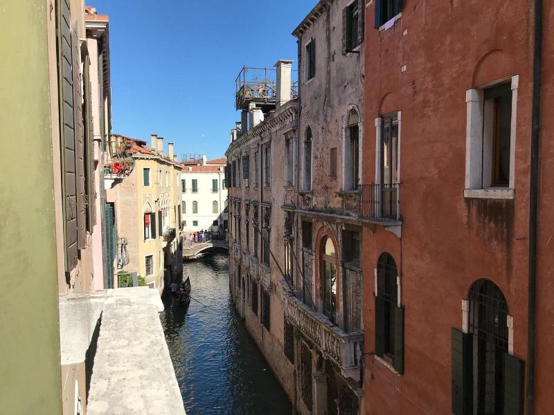 Luxury Venetian Rooms image