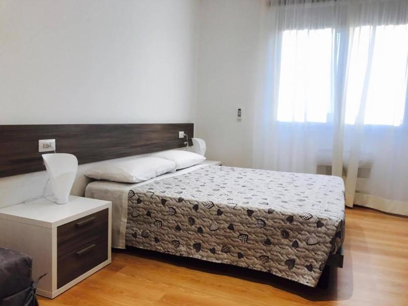 Four Rooms Guesthouse image