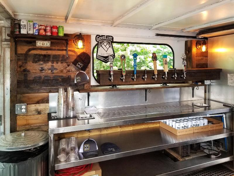 Bunk & Brew Historic Lucas House image