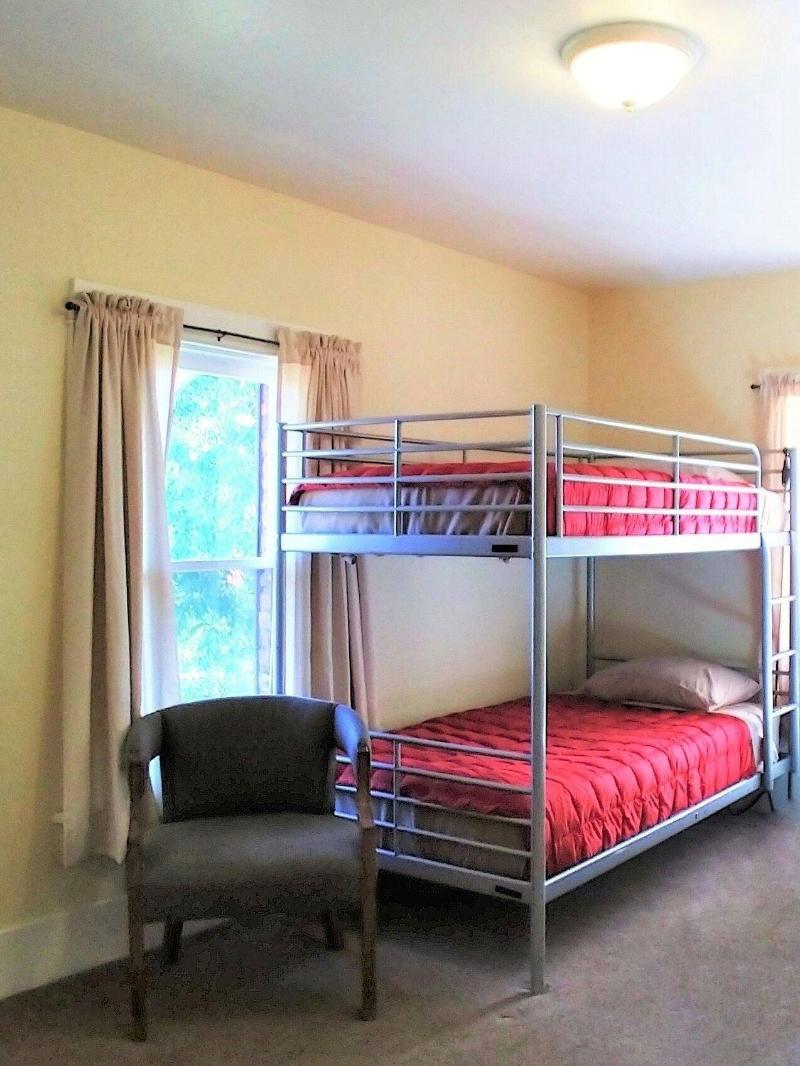 Bunk & Brew Historic Lucas House image