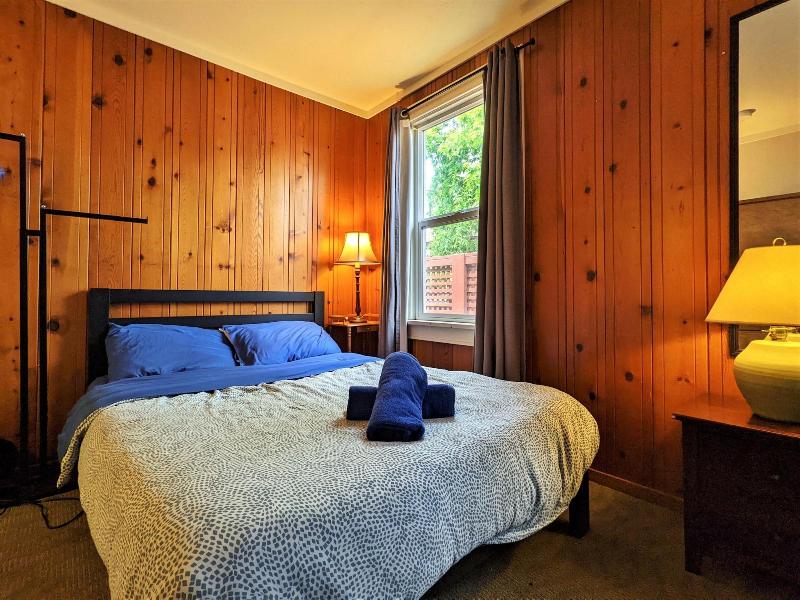 Bunk & Brew Historic Lucas House image