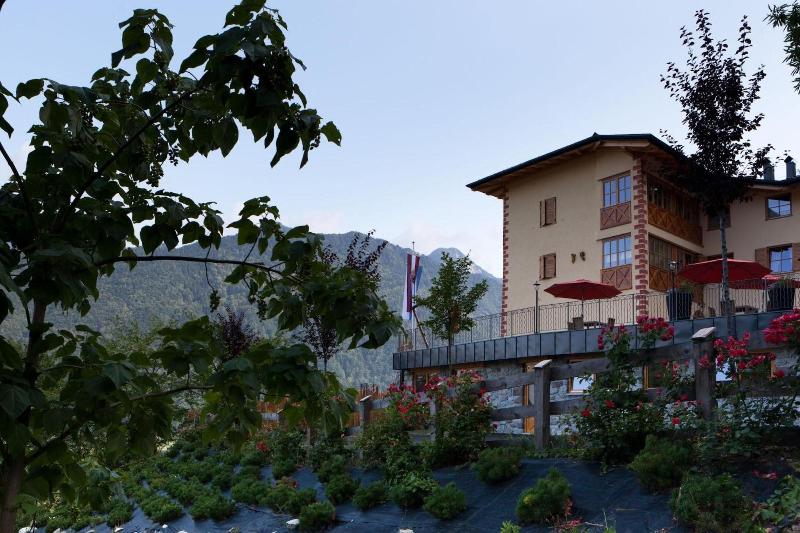 Coronata Haus image