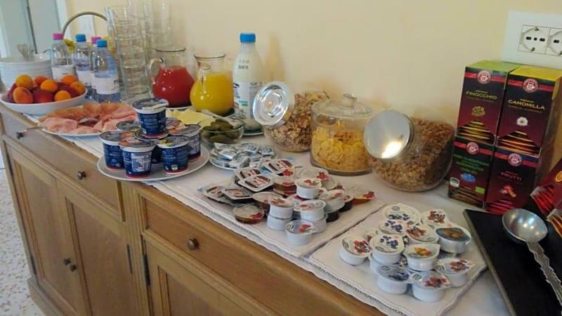 La Villa Degli Orti image