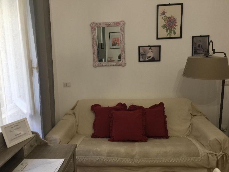 La Piazzetta Delle Regine image