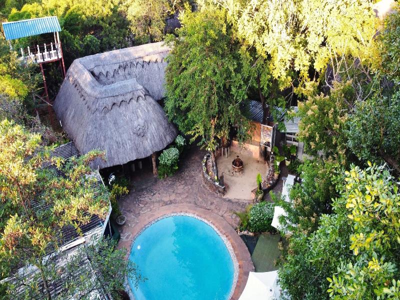 Victoria Falls Backpackers image