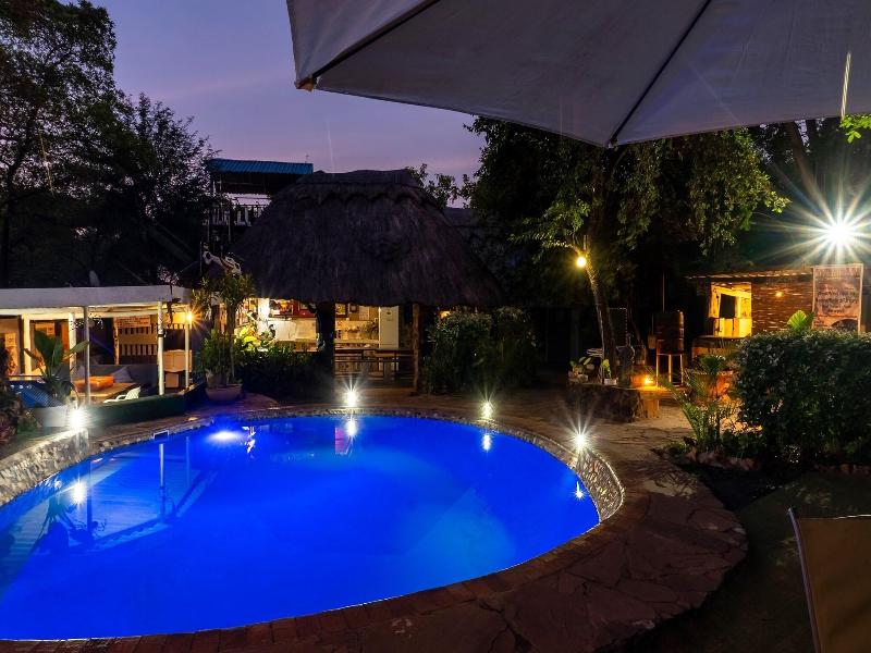 Victoria Falls Backpackers image