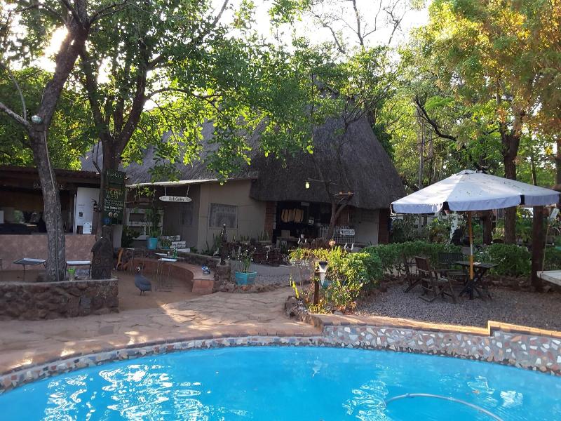 Victoria Falls Backpackers image