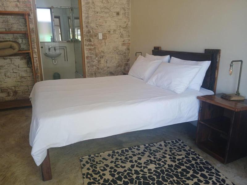 Island Vibe Knysna Hostel