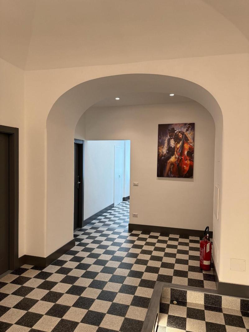 Santa Monica Luxury Rooms image