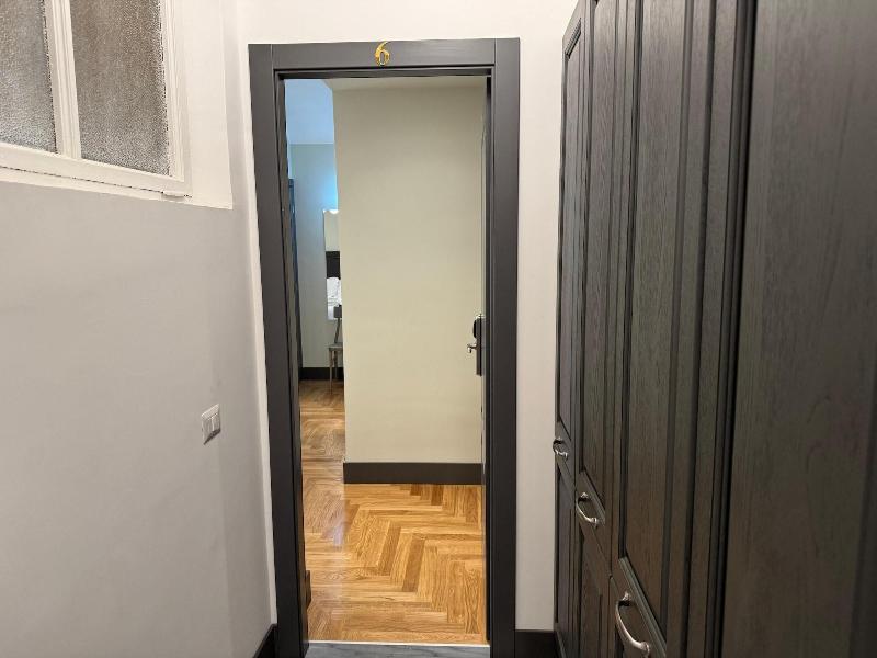 Santa Monica Luxury Rooms image