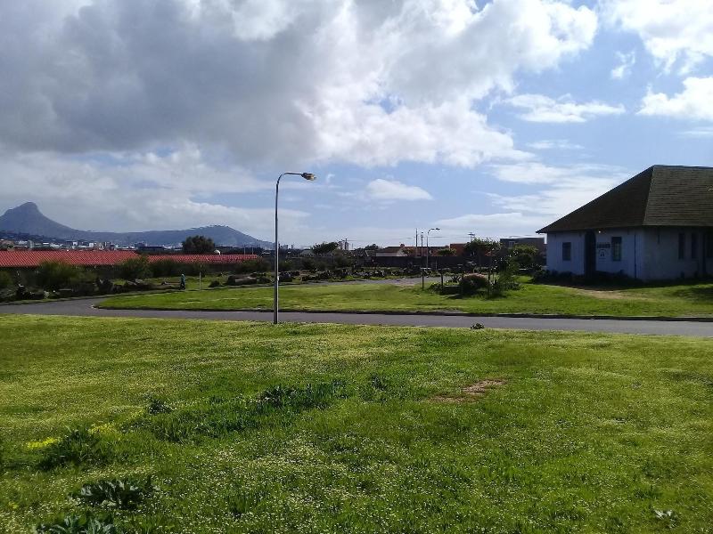 Lighthouse Farm Backpackers Lodge image