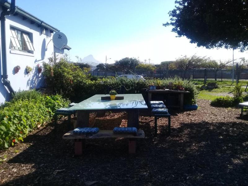 Lighthouse Farm Backpackers Lodge image