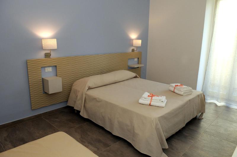 Della Torre Rooms image