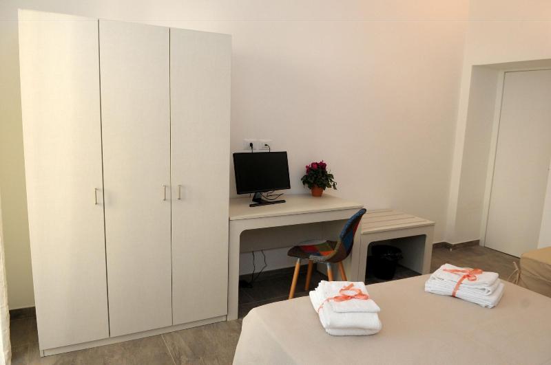 Della Torre Rooms image