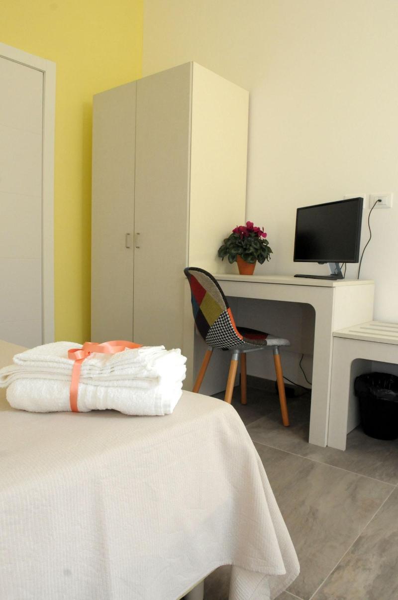 Della Torre Rooms image