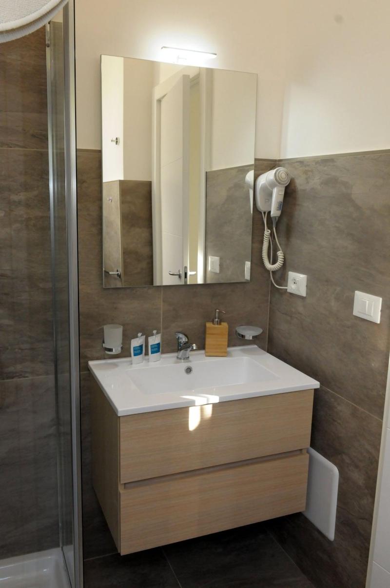 Della Torre Rooms image