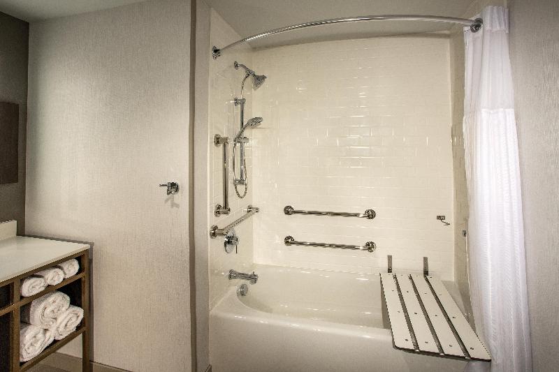 Hilton Garden Inn Redmond Seattle image