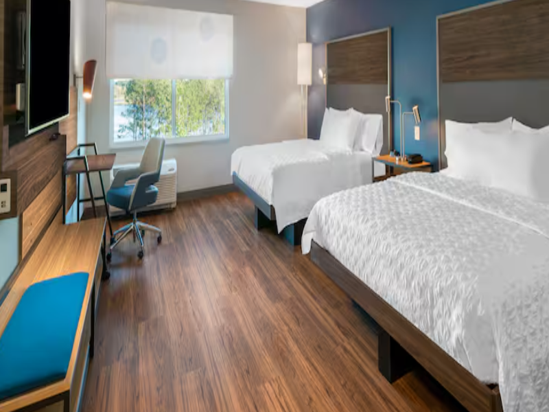 Tru by Hilton Savannah Airport image
