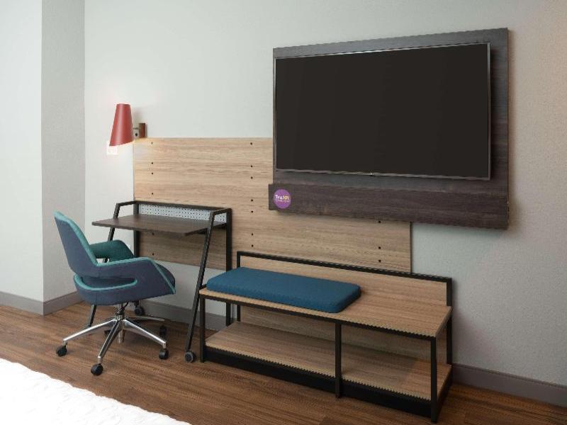Tru by Hilton Fort Lauderdale Downtown image