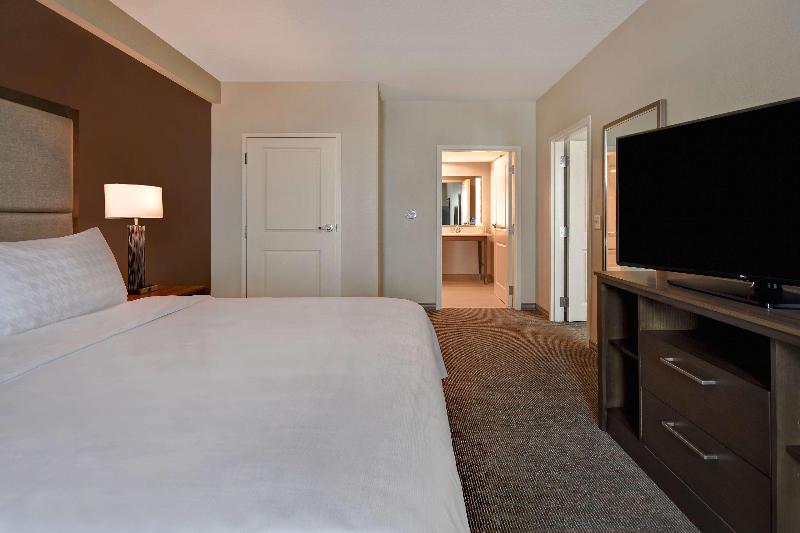 Homewood Suites by Hilton Orlando Flamingo Cross image