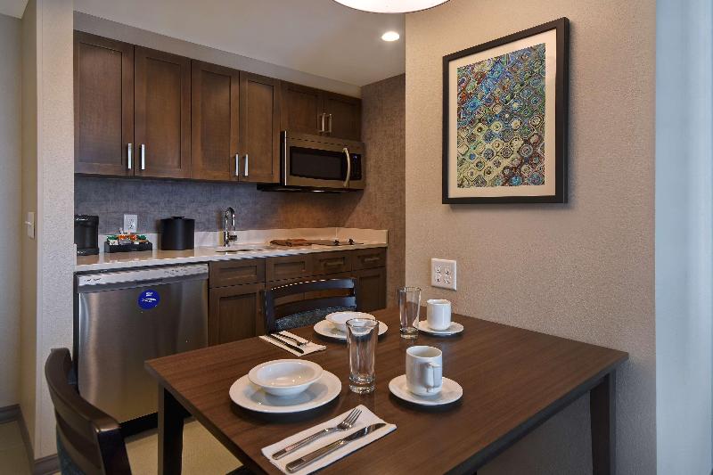 Homewood Suites by Hilton Orlando Flamingo Cross image