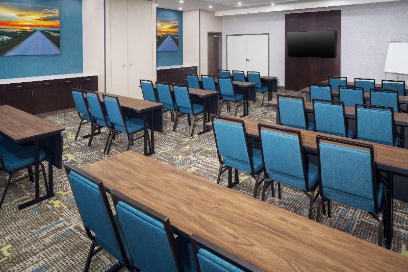 Hampton Inn By Hilton Kissimmee North image
