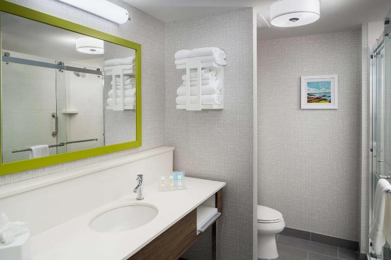 Hampton Inn By Hilton Kissimmee North image