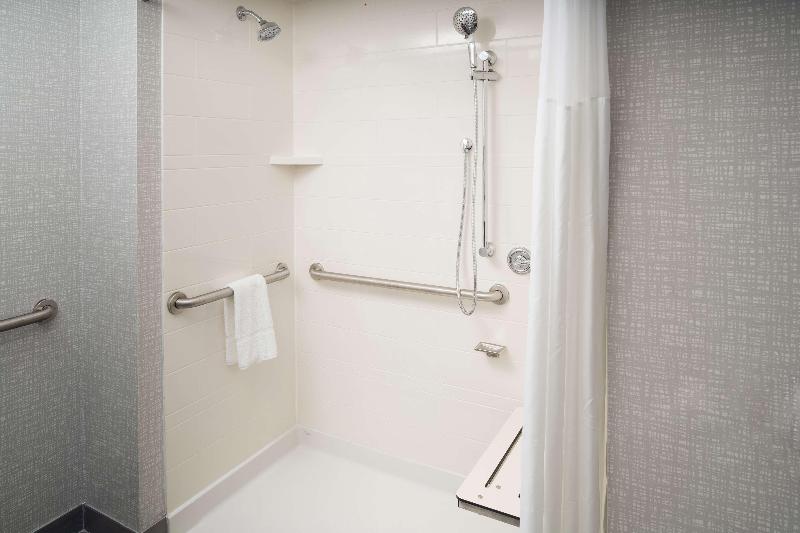 Hampton Inn By Hilton Kissimmee North image