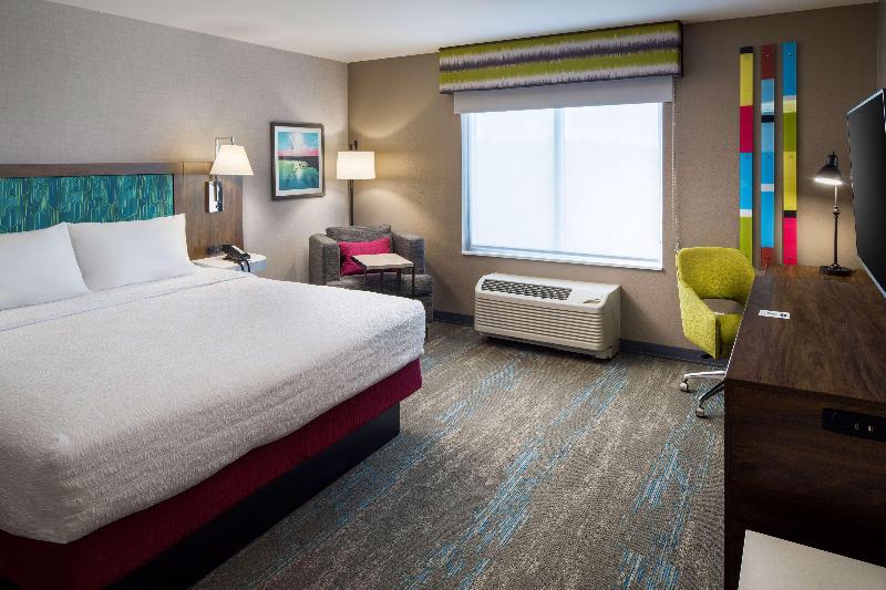 Hampton Inn By Hilton Kissimmee North image