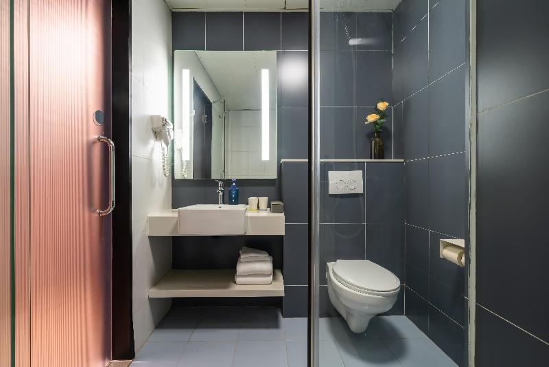 Hanting Hotel Zhuhai Gongbei Port Branch image