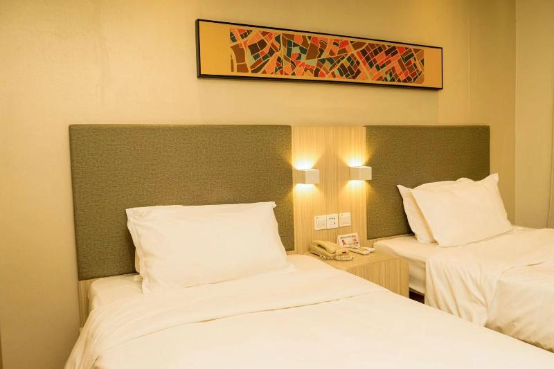 Hanting Express - Hanzhong North Street image