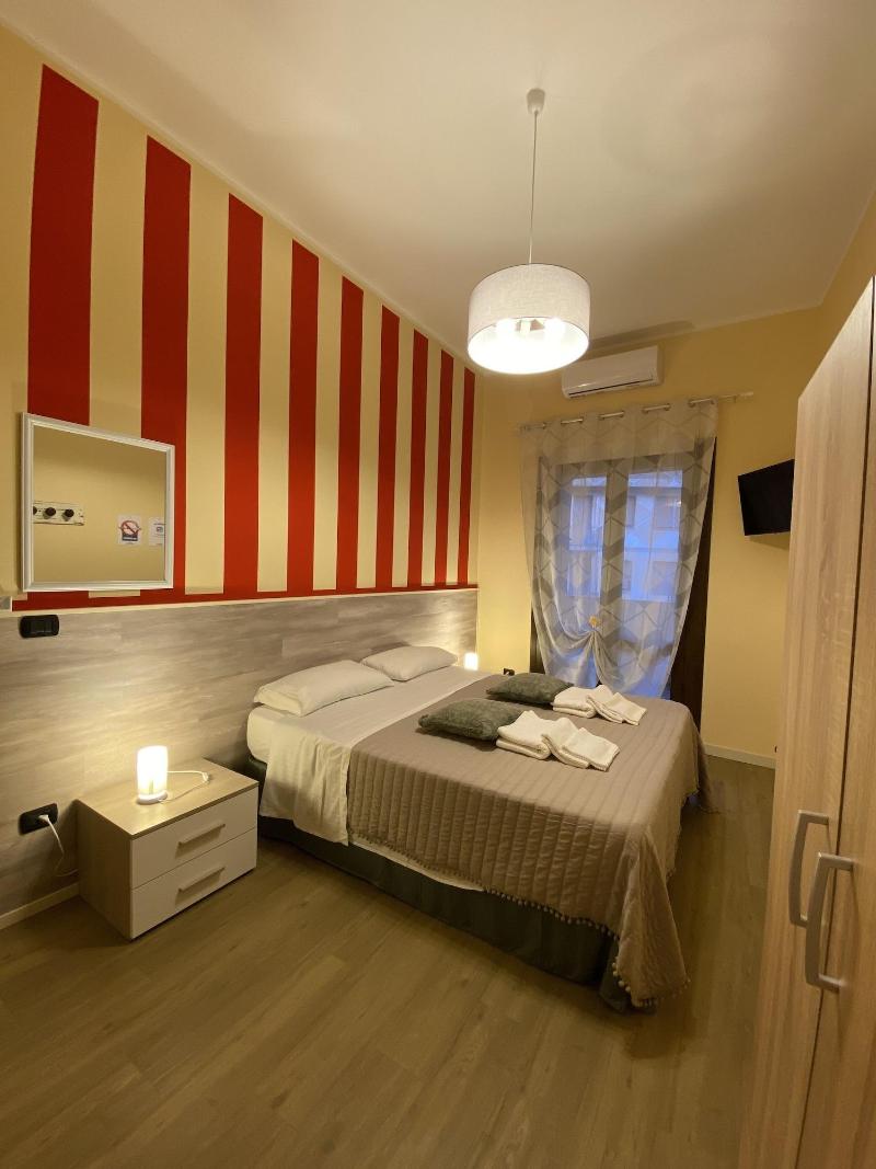 L'Opera Rooms image
