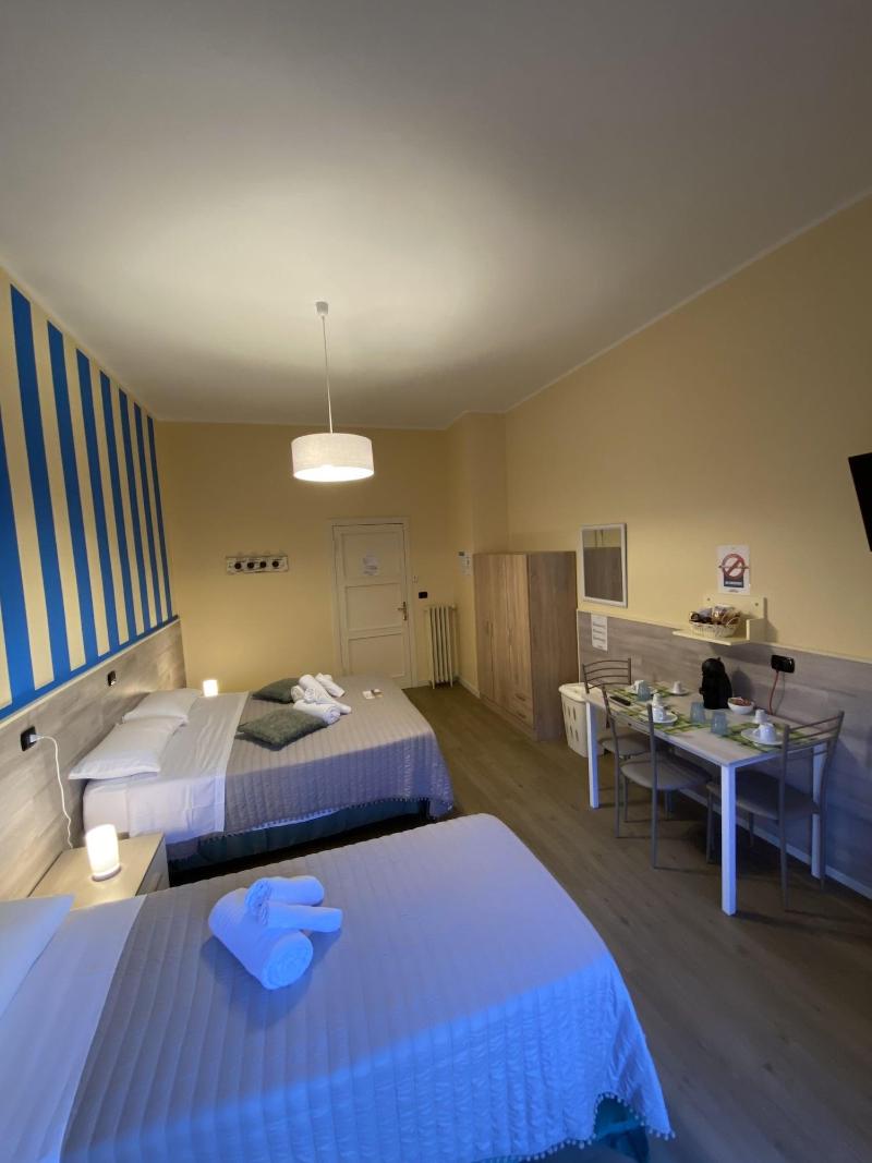 L'Opera Rooms image