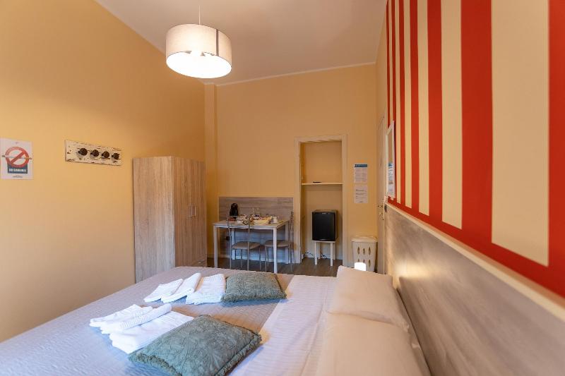 L'Opera Rooms image