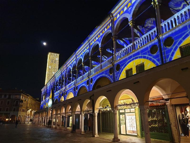 Officine Cavour Apartments image