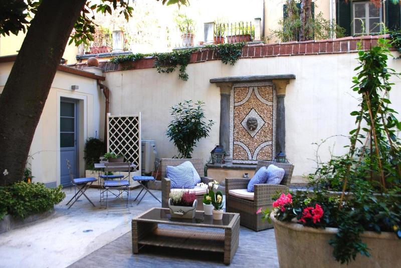Il Cortile Di Elisa image