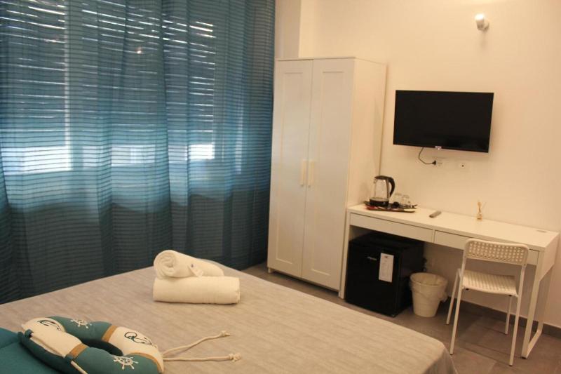 La Finestra Sul Porto image