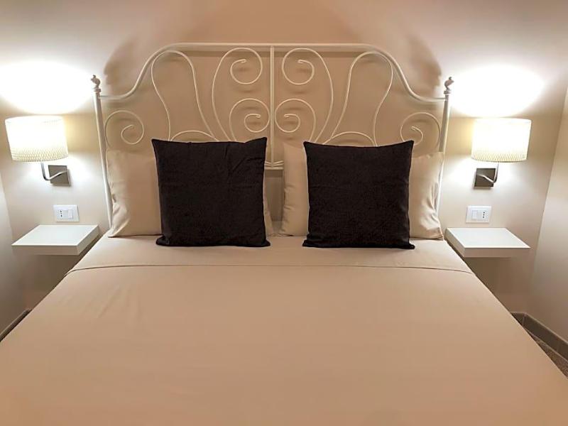 Meliora Rooms image