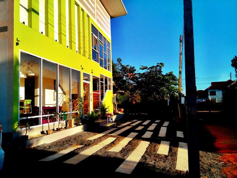 Green Home Resort image