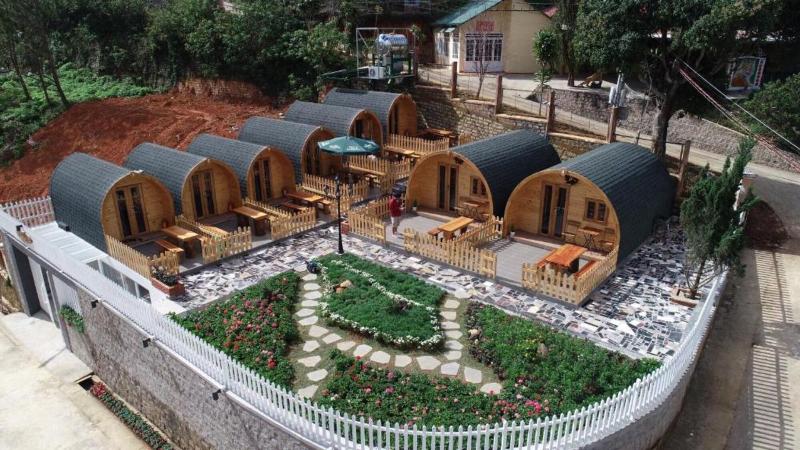 The Hobbit Bungalow image
