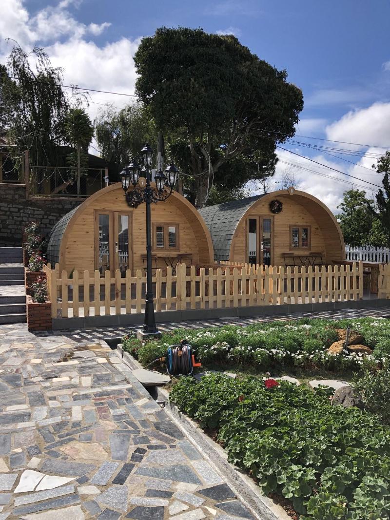 The Hobbit Bungalow image