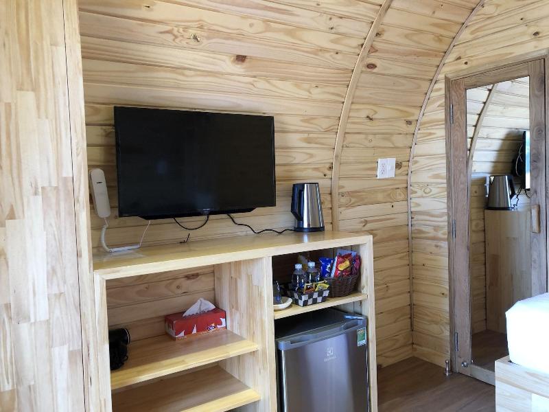 The Hobbit Bungalow image