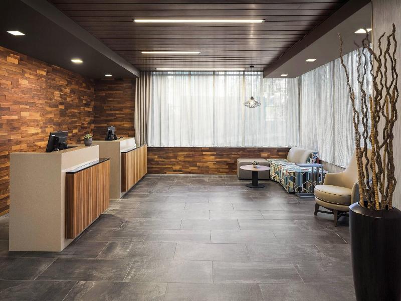 Courtyard By Marriott Seattle Northgate