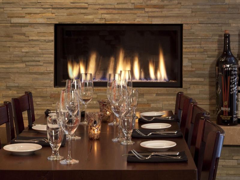 Knob Hill Inn
