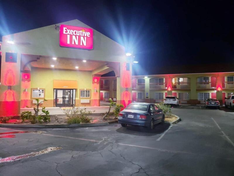 Executive Inn image